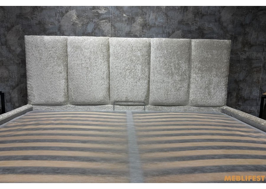 М'яке двоспальне ліжко L018 з підйомним механізмом 