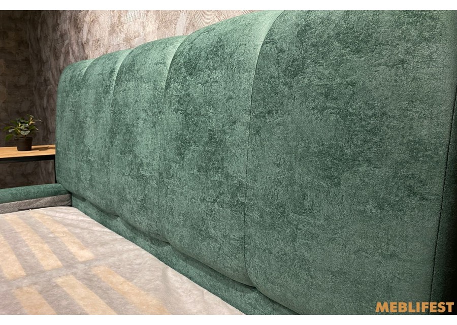 М'яке двоспальне ліжко L026 з підйомним механізмом 