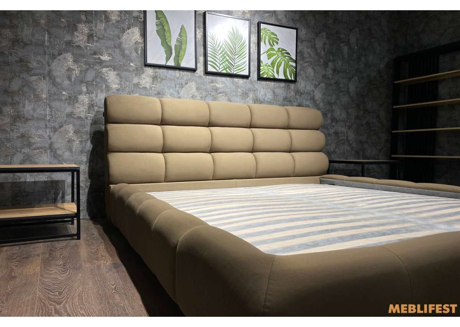 М'яке двоспальне ліжко L031 з підйомним механізмом 