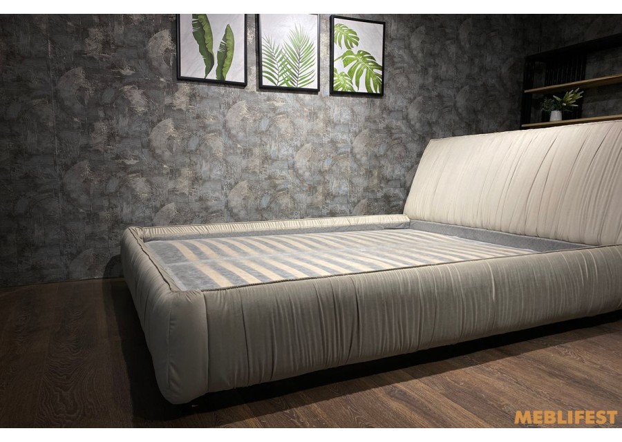 М'яке двоспальне ліжко L050 з підйомним механізмом 