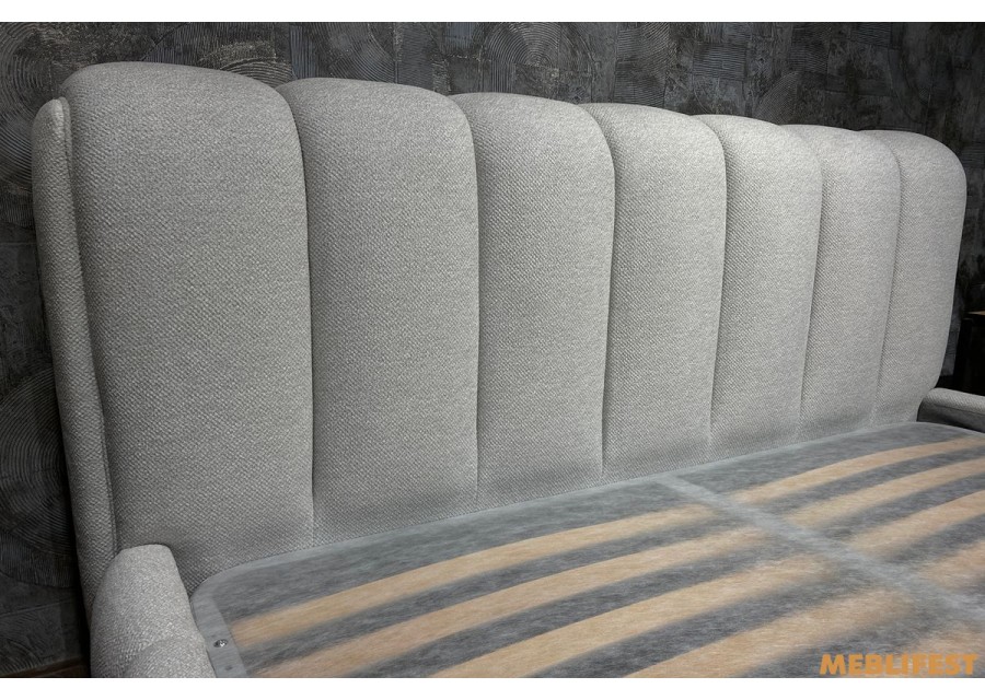 М'яке двоспальне ліжко L054 з підйомним механізмом 