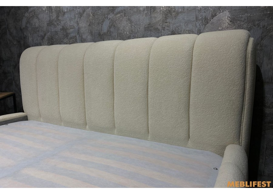 М'яке двоспальне ліжко L054 з підйомним механізмом 