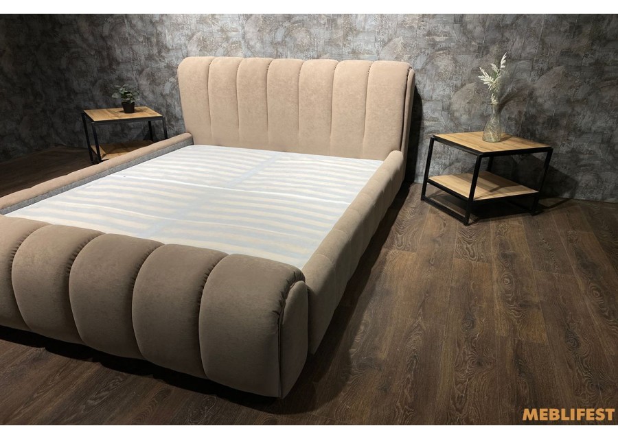 М'яке двоспальне ліжко L054 з підйомним механізмом 