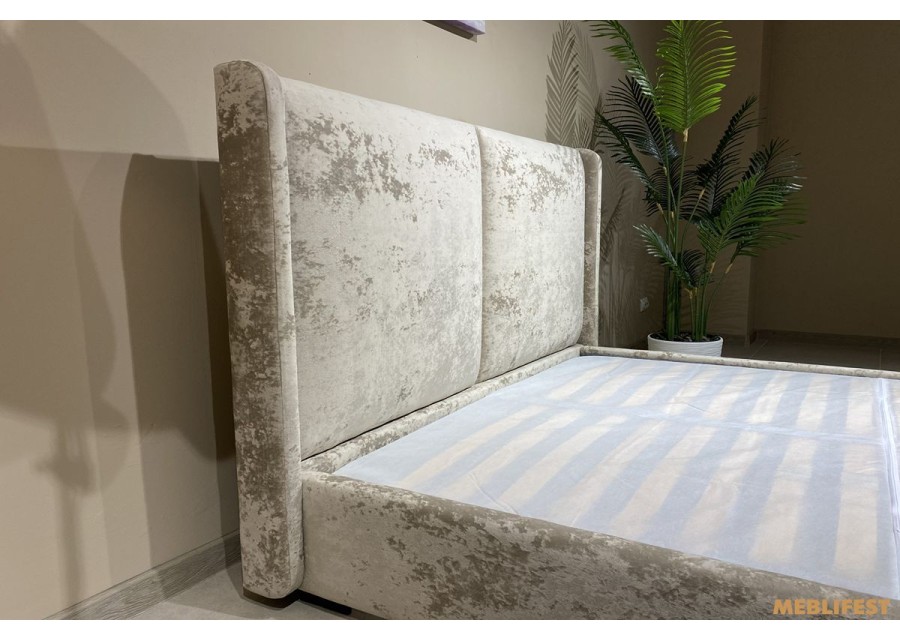 М'яке двоспальне ліжко L062 з підйомним механізмом 