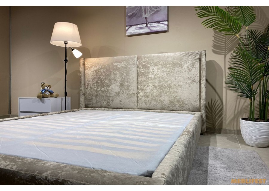 М'яке двоспальне ліжко L062 з підйомним механізмом 