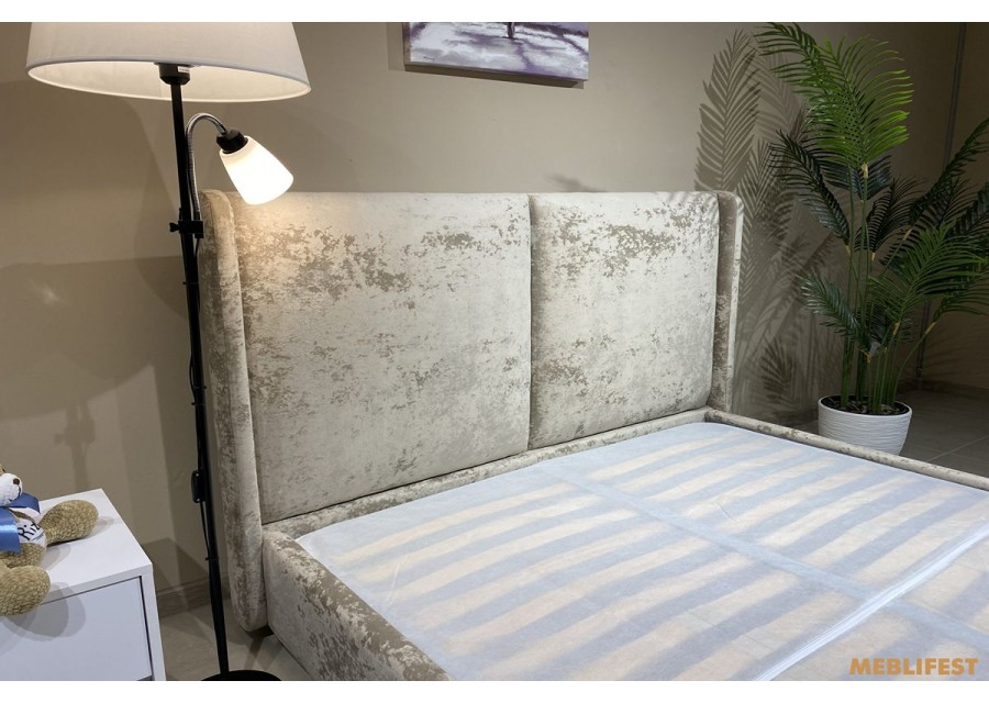 М'яке двоспальне ліжко L062 з підйомним механізмом 