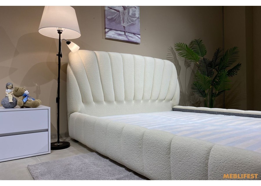 М'яке двоспальне ліжко L064 з підйомним механізмом 